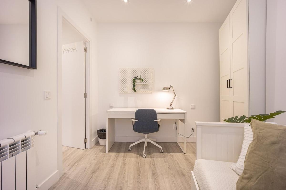 Encantador Apartamento En Atocha Madri Exterior foto